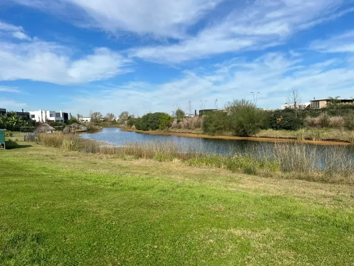 Lote en Puertos del Lago, Escobar, foto 1