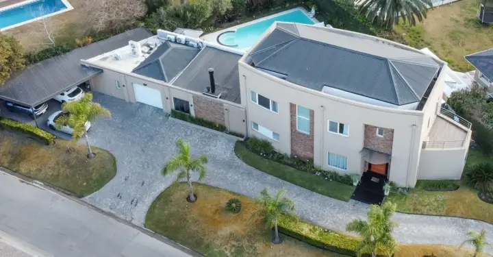Casa de 6 dormitorios en Escobar, barrio cerrado, foto 1