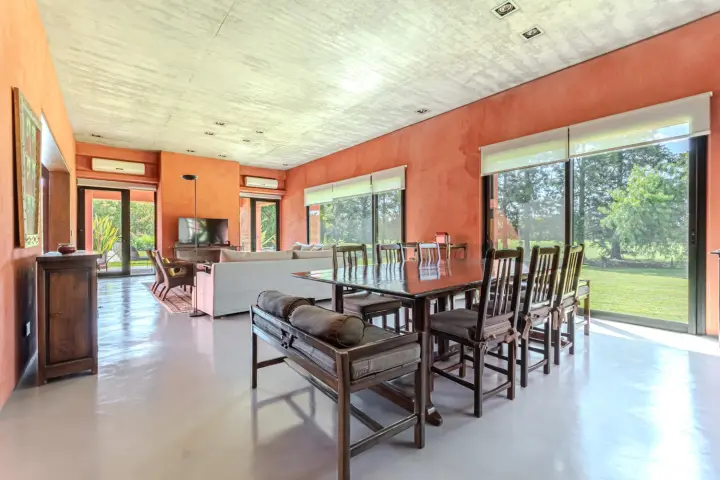 Casa de 6 dormitorios en Armenia, Pilar, foto 1
