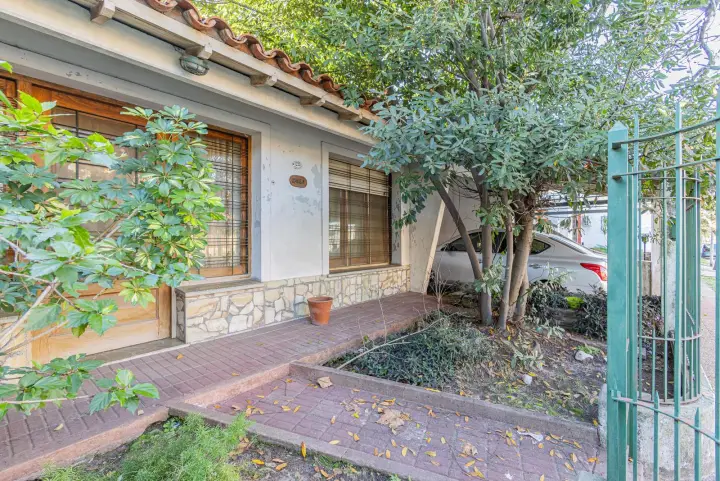 Casa de 2 dormitorios en Quilmes, foto 1
