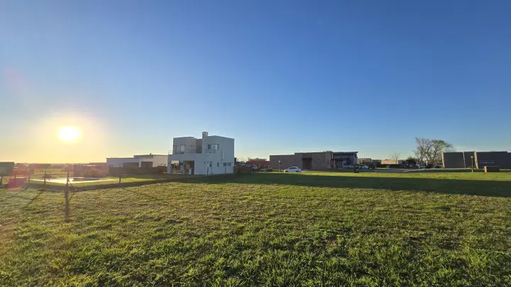 Lote en San Sebastián, Pilar, foto 1