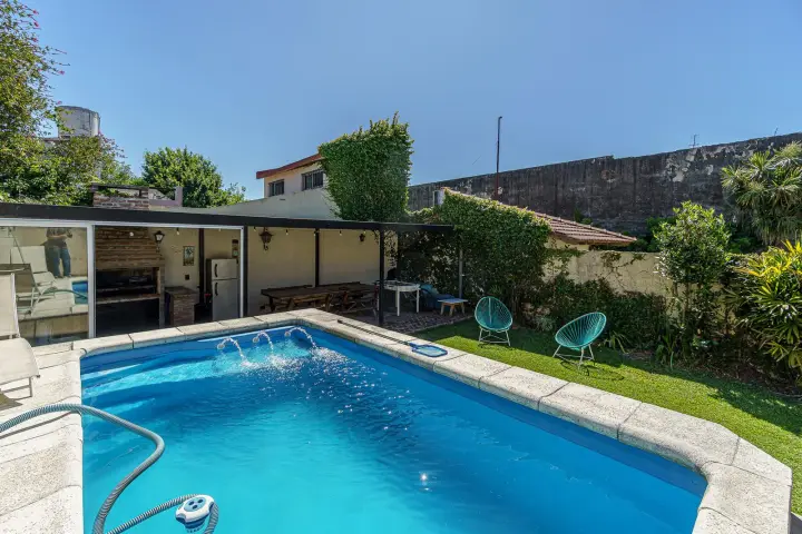 Casa de 2 dormitorios en Lanús, foto 1
