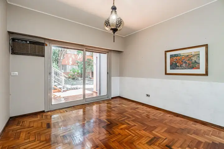 Casa de 2 dormitorios en Ramos Mejía, foto 1