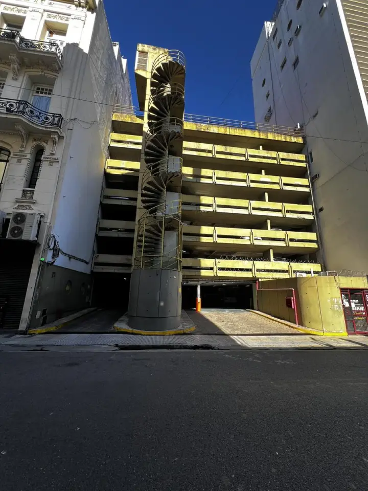 Cochera de 12 m² en Monserrat, foto 1