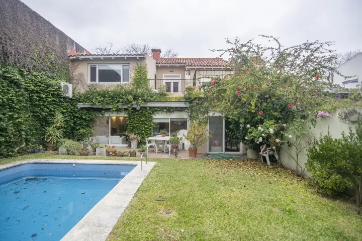 Casa de 4 dormitorios en La Lucila, Vicente López, foto 1