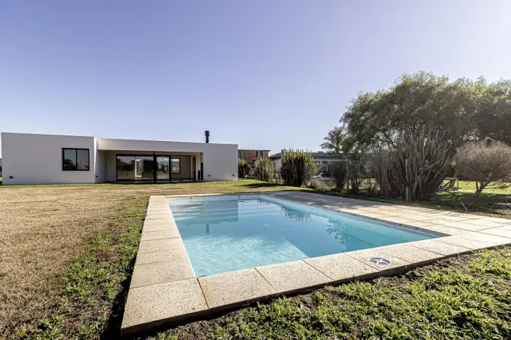 Casa de 4 dormitorios en San Sebastián, Escobar, foto 1