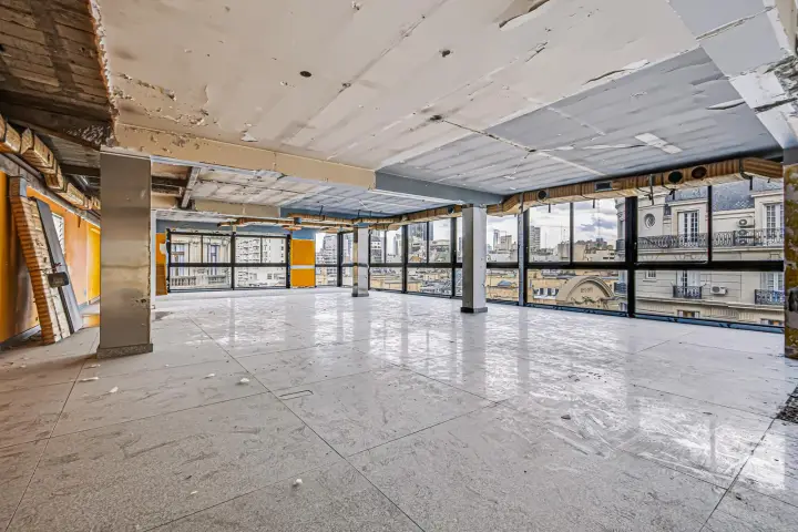 Oficina de 275 m² en Retiro, foto 1