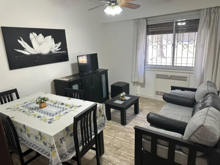 PH de 1 dormitorio en Monserrat, foto 1
