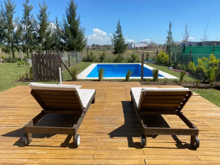 Casa de 3 dormitorios en Don Torcuato, Tigre, alquiler temporario, foto 1