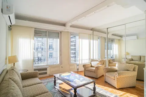 Departamento de 2 dormitorios en Barrio Norte