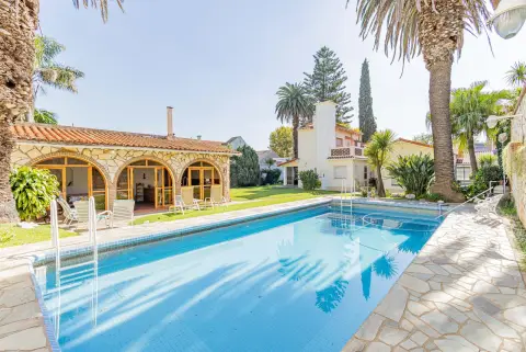 Casa de 5 dormitorios en Banfield