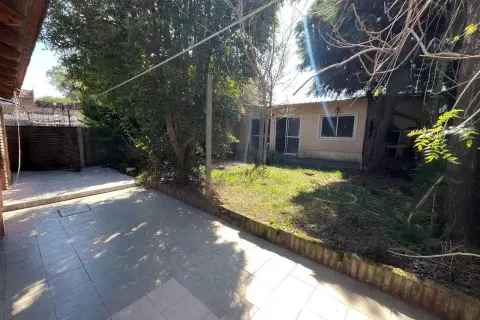 Casa de 2 dormitorios en Lomas de Zamora