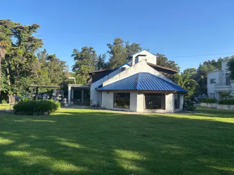 Quinta de 5 dormitorios en Escobar