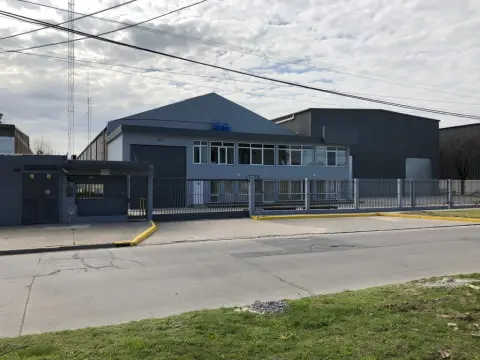 Nave Industrial de 3.470 m² en Burzaco