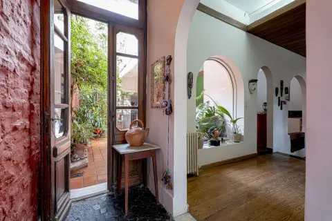 Casa de 5 dormitorios en Villa Ortúzar