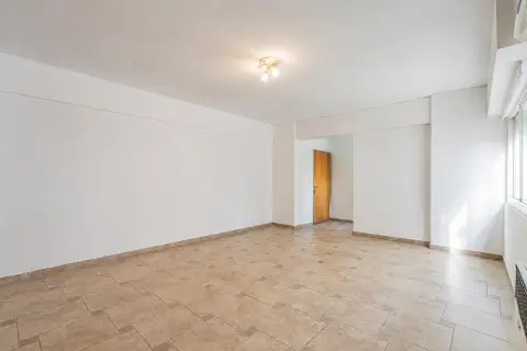 Departamento de 3 dormitorios en Flores