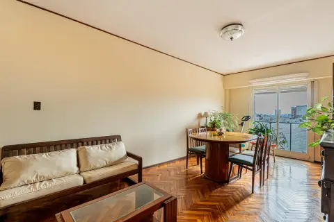 Departamento de 3 dormitorios en Flores
