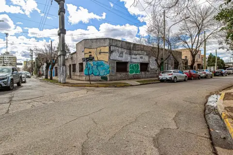 Casa de 4 dormitorios en Pilar