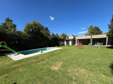 Casa de 2 dormitorios en Ingeniero Maschwitz, Escobar