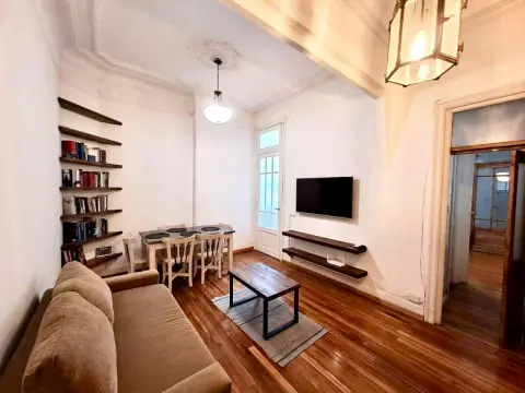 Departamento de 2 dormitorios en Monserrat