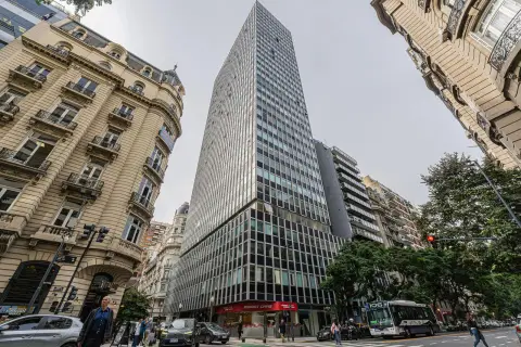 Oficina de 590 m² en Retiro
